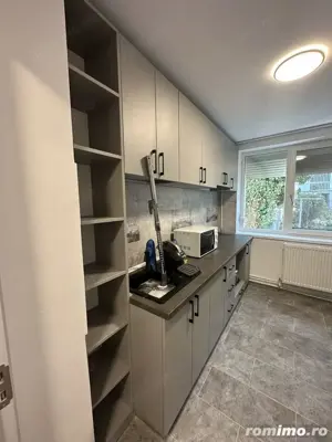 Inchiriez garsoniera in zona Medicinei 