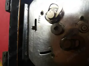 ceas deșteptător și calendar