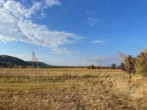 Teren intravilan 3.000 mp, deschidere 28 m, utilități   Măgureni, Prahova - imagine 2