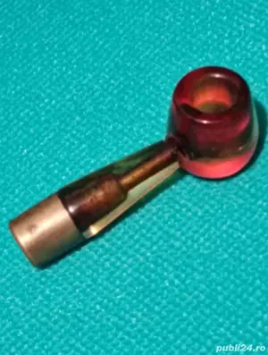 Port țigaret de damă,antic din chihlimbar 