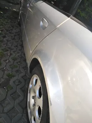 A4, sedan, an 2002,benzina cu gpl, 1600 cmc, 268000 de km, clima 2 zone, 1850 euro - imagine 5