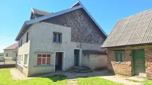 Casă de Vânzare P+M cu teren arabil  - imagine 2