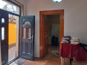 Vanzare Casa + 2 Spatii Comerciale suprafata de 283.mp., in zona Centrala - Str. Rahova - imagine 6