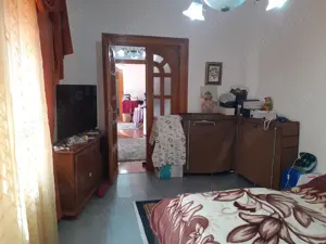 Vanzare Casa + 2 Spatii Comerciale suprafata de 283.mp., in zona Centrala - Str. Rahova - imagine 11