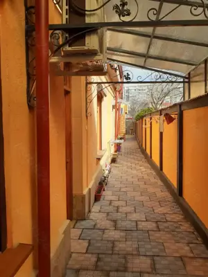 Vanzare Casa + 2 Spatii Comerciale suprafata de 283.mp., in zona Centrala - Str. Rahova - imagine 16