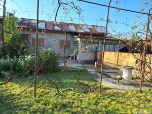 Casa+teren in com.Potigrafu deschidere 26m - imagine 4