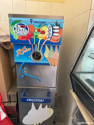 se vinde masina de înghețată 