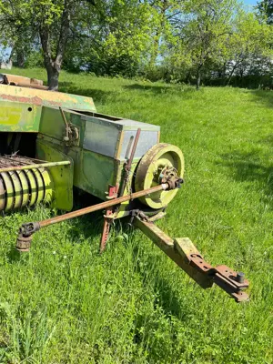 Vând balotiera pătrată!  - imagine 2