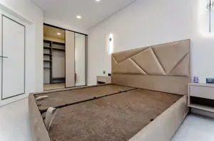 2 camere in zona Mehala - imagine 2