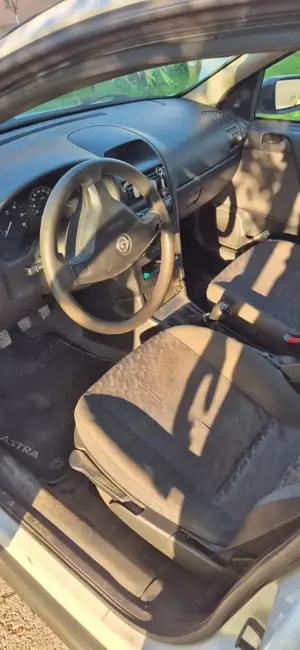 Vând Opel Astra G Van an fabricație 2002,motor 1.7 diesel  - imagine 5