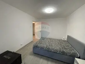 Apartament 3 camere modern - imagine 12