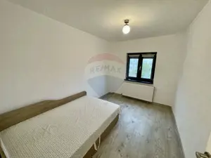 Apartament 3 camere modern - imagine 9