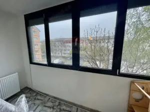 Apartament 3 camere modern - imagine 19