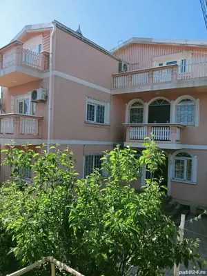 Vila de vânzare (parter etaj 1 etaj 2)si anexe  - imagine 3