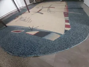 Covor 3.5m pe 2.5 m, foarte calitativ