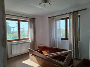 VILA S+P+E+M  cu SPATIU COMERCIAL  central in Nadlac - imagine 16