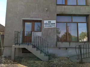 VILA S+P+E+M  cu SPATIU COMERCIAL  central in Nadlac - imagine 6