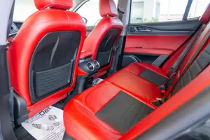 Alfa Romeo Stelvio 2.2d Automat - imagine 19