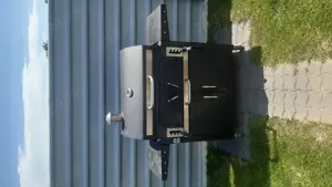 Gratar Mobexpert, masa de sticla cu sase scaune si umbrela cu macara