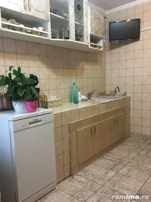 Apartament o camera zona  Dambovita  - imagine 3