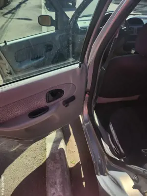 Vând Renault Symbol 2005 - imagine 4