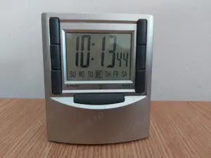 Ceas digital cu afisaj LCD  - imagine 3