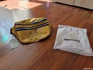 Borseta aurie   waist bag colectia THREE FIFTY, noua, nefolosita, sigilata