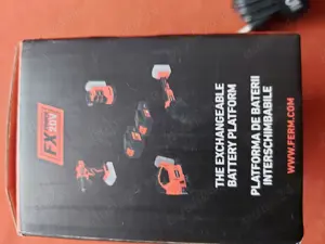 FERM incarcator acumulatori 20V, 4A sau 2A model CDA1169 - imagine 2