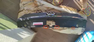 Vând grila passat B8  - imagine 6