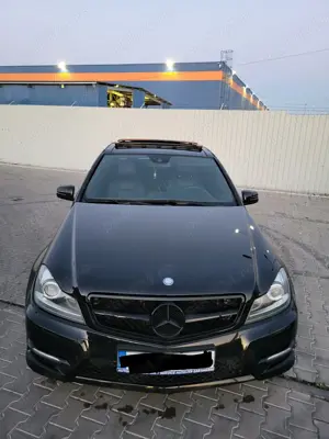 Mercedes-Benz C CLASS AMG - imagine 2