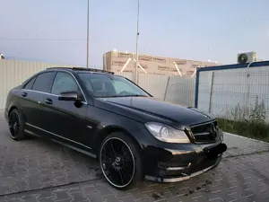 Mercedes-Benz C CLASS AMG - imagine 5