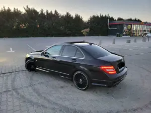 Mercedes-Benz C CLASS AMG