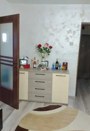  2 camere decomandat Vaslui ultracentral complet mobilat - imagine 4