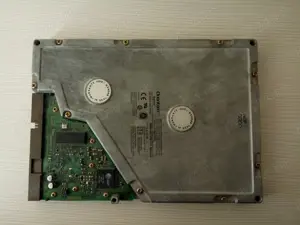 Quantum Bigfoot 1.2GB, HDD IDE (PATA) 5.25", vintage, de colectie, anii 90, functional fara bad-uri