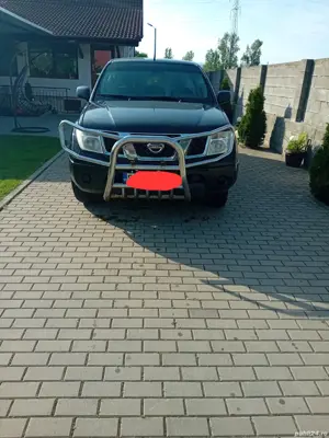 Vand Nissan Navara - imagine 5 Vand Nissan Navara - imagine 5
