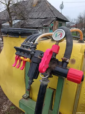 masina ierbicidat 700 litri - imagine 2