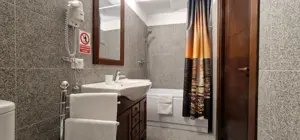 Eforie Nord(Ultracentral) - Vila 7 camere la cheie, 100m de plaja Belona - imagine 6