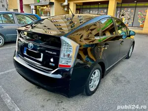 Toyota Prius 3 - imagine 4
