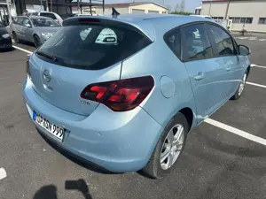 Opel Astra J - 1.7 CDTI - 125 CP Navi, Xenon, parktronic - imagine 5