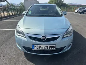 Opel Astra J - 1.7 CDTI - 125 CP Navi, Xenon, parktronic - imagine 2