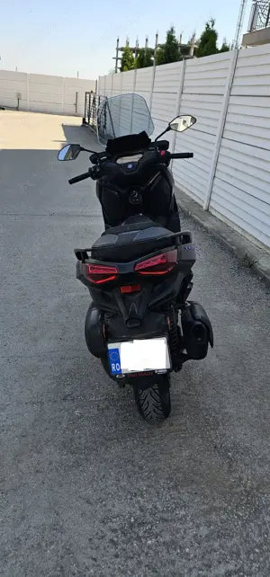 YAMAHA XMAX 300, 1 an garantie, 6400 km - imagine 3