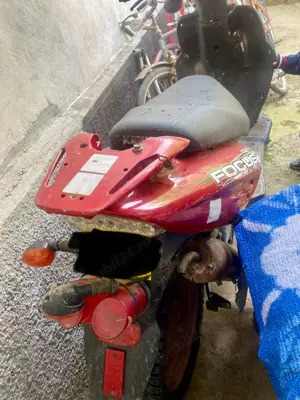 Când scuter keeway cu motor de 49cc