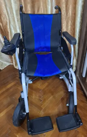 Scaun cu rotile electric 
