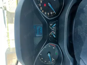 autoturism FORD C MAX 2011