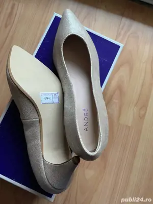 Pantofi aurii Andre