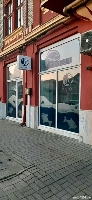 Închiriez spațiu comercial