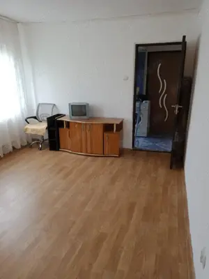 Apartament 3 camere decomandat   Micro 9, 48 mp - imagine 5