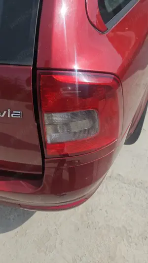 stop stanga dreapta fata  skoda octavia 2 facelift an 2009, break,in stare buna,se trimite oriunde i