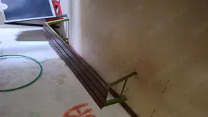 Vând bănci fi mese ce se vad in poze 