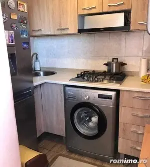 apartament spatios situat in zona Calea Girocului  - imagine 3